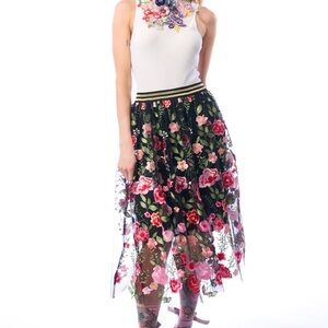 Aratta DARK ROSE Floral Embroidered Skirt $207 retail